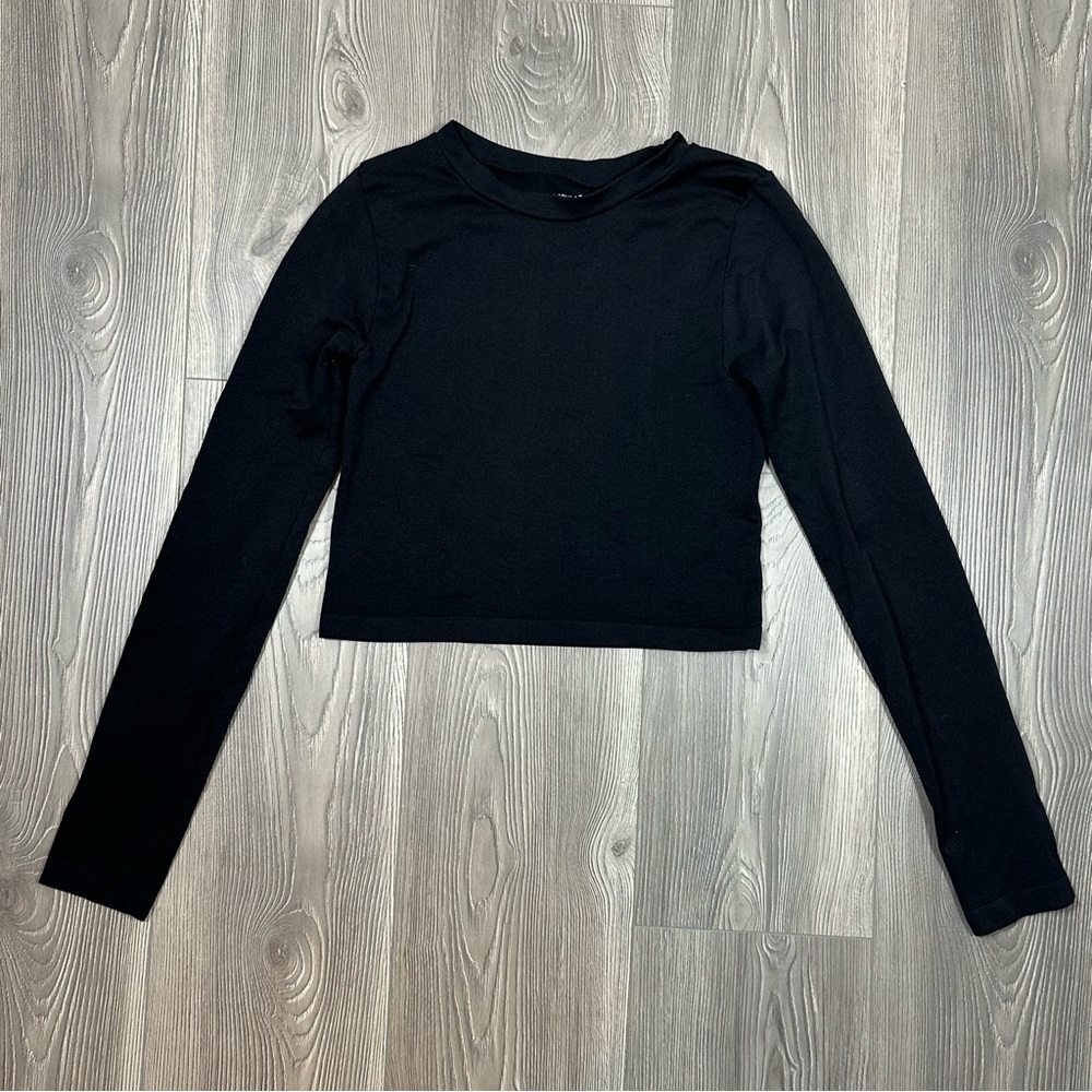Popular 21 Black Cropped Stretch Long‎ Sleeve Top Women’s Size M/L